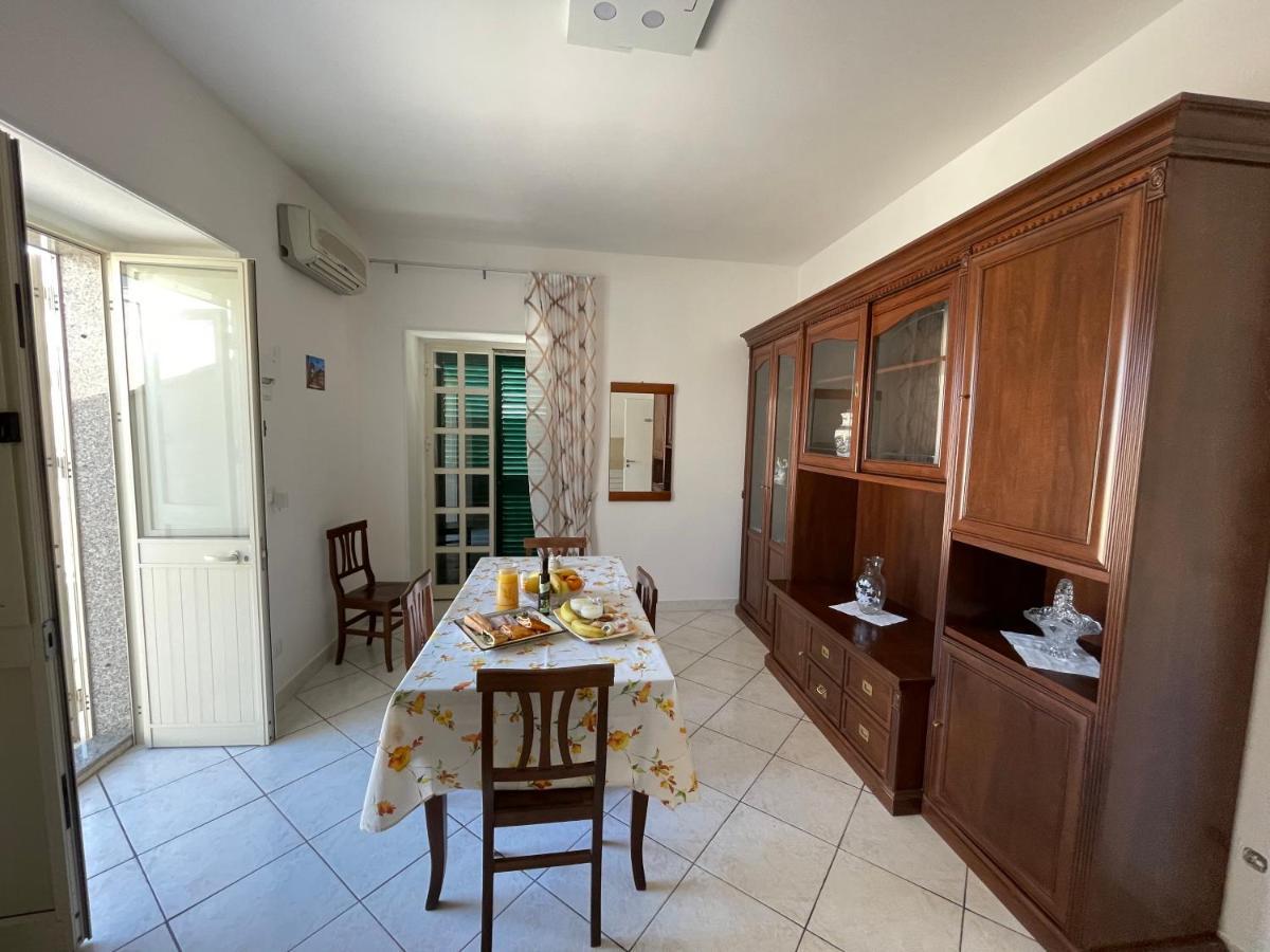 Casa Crispi Hotel Noto Exterior photo